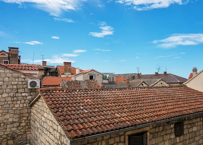 Lucio Suites Split