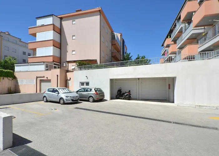 Apartment Luka Split