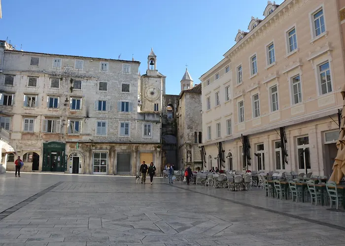 Largo Apartment In The Heart Of Diocletian Palace Split
