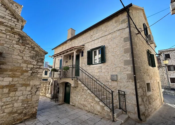 Mikula And Cvita Stone House Split