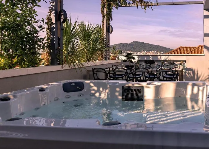 Roof 69 Luxury Penthouse Apartment Split