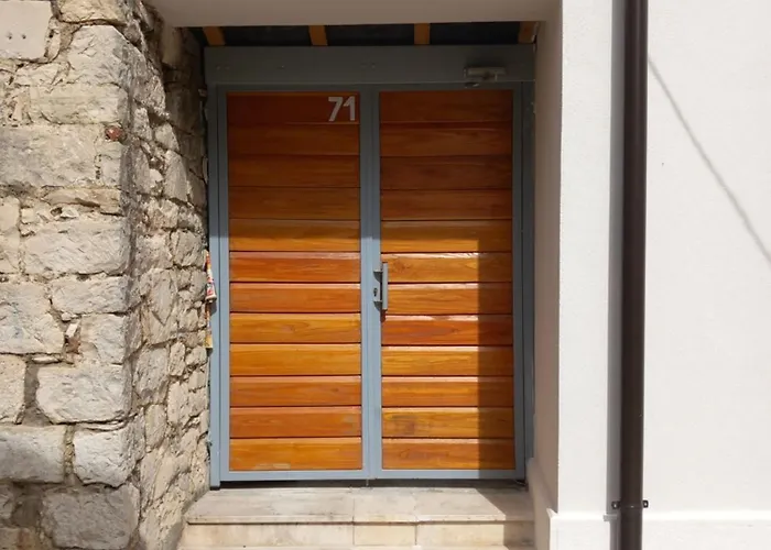 Studio Apartment Josip Split