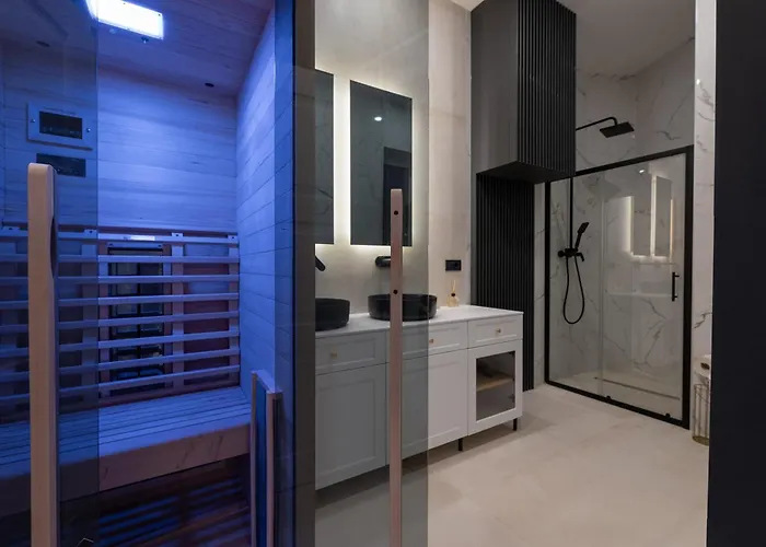 Lusso Apartment With Sea View Split