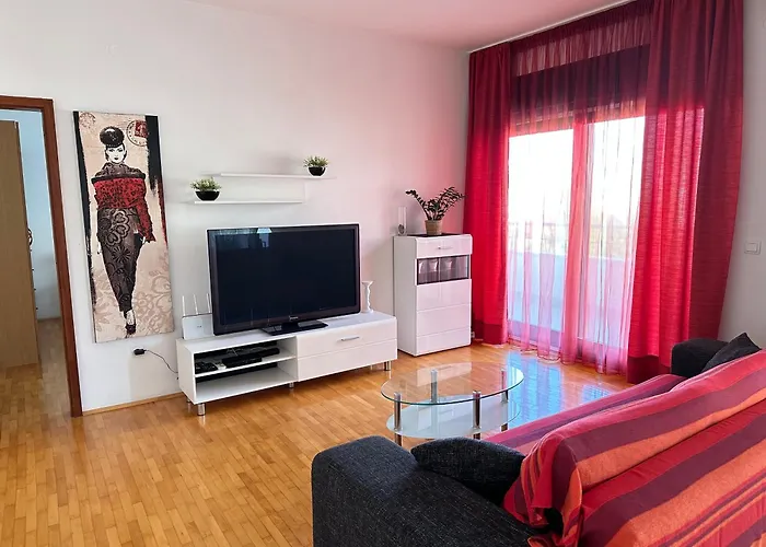 Three Roses Apartment Split