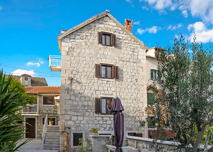 Apartments F&A Split