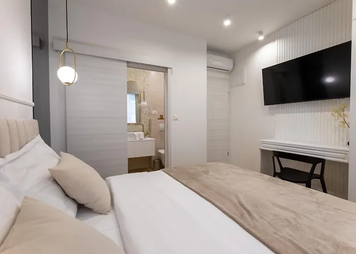 Palace Luxury Suites Split