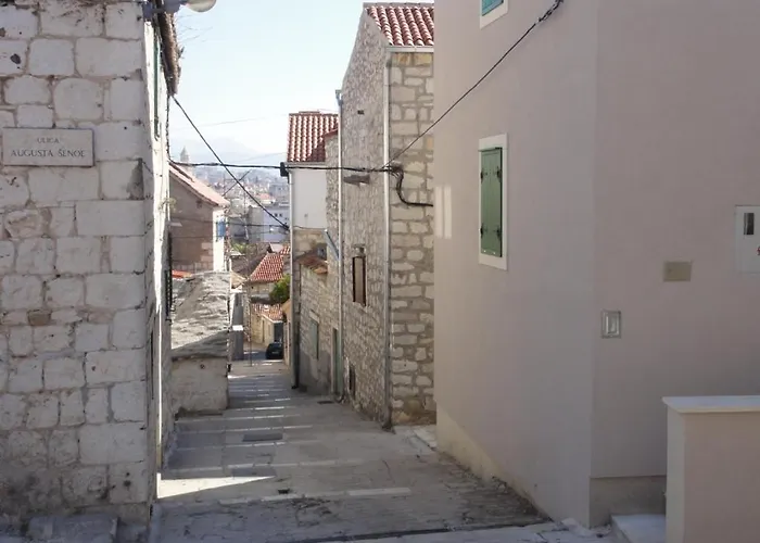 Apartments Vidilica Split