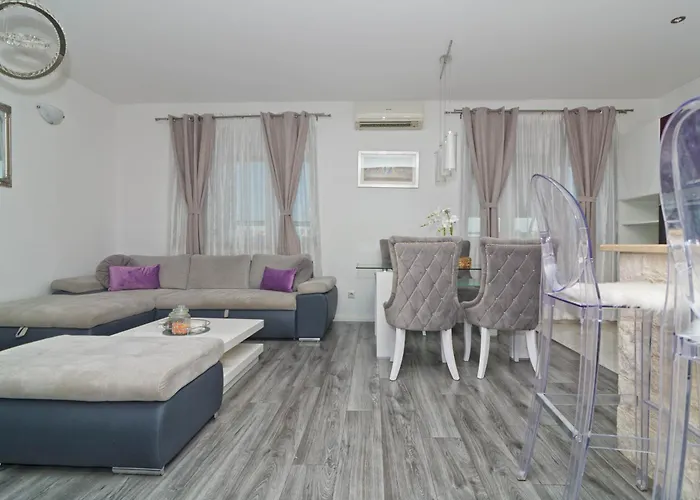 Apartment Anachi Split