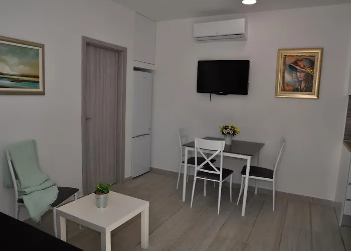 Apartment Bart Split