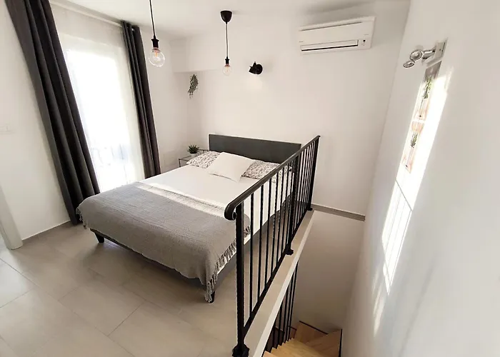 Central Apartment Niko Split