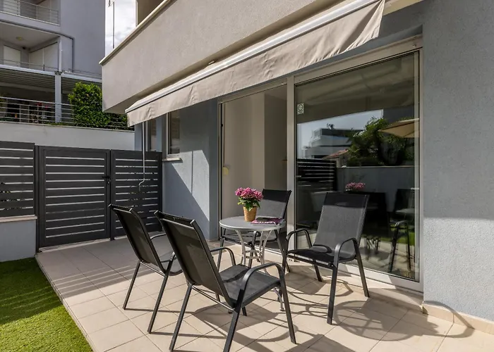 Adriatic Queen Rooms & Apartments Split