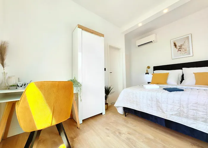 Studio & Rooms Fjok Split