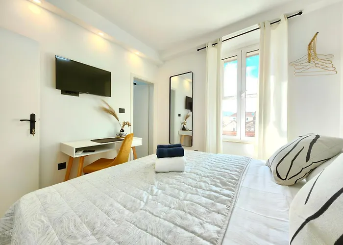 Studio & Rooms Fjok Split