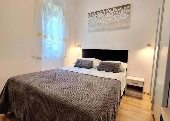 Apartments Vjeko Split
