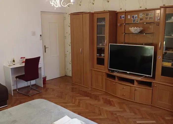 Damjan Rooms Split