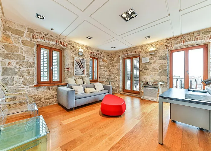 Augubio Penthouse Apartment Split