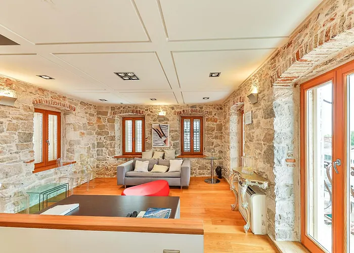 Augubio Penthouse Apartment Split