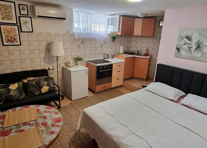 Apartment Martea Split