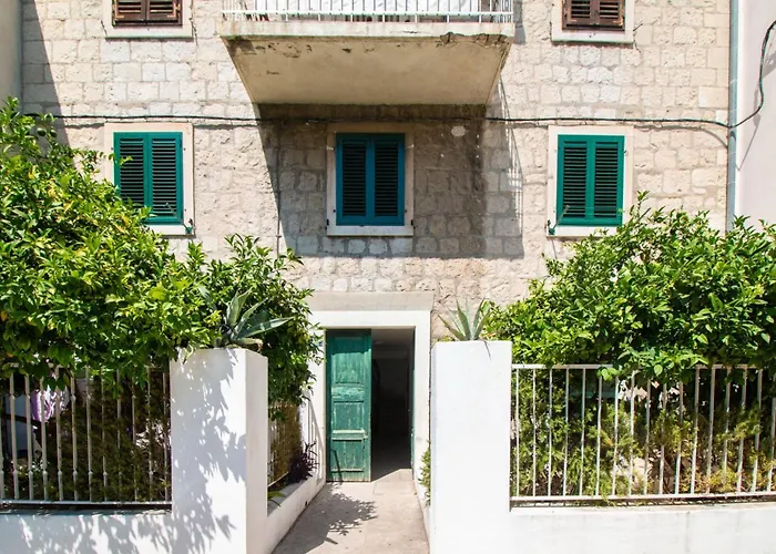 Apartment Centre In Stone House Split