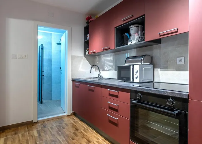 Apartment Marta - Free Parking! Split