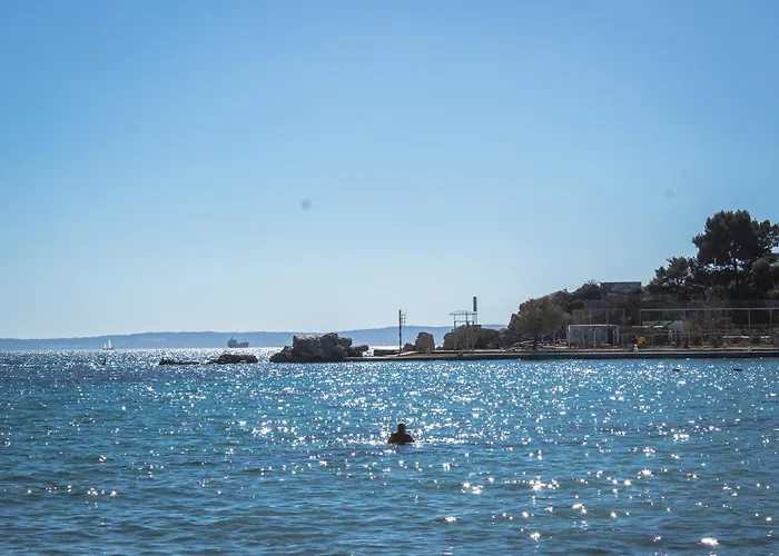 Diva 1,Stylish Old Town Studio Apartment Near Beach Split