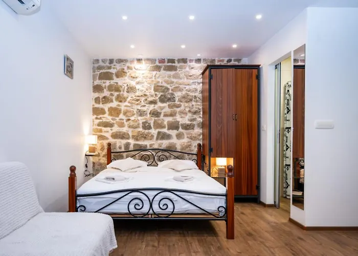 New Rustic Apartments Tonko Split