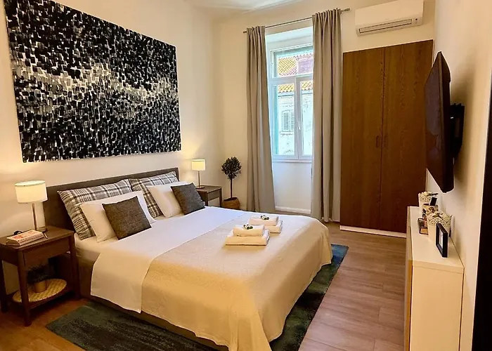 Riva Waterfront Apartments Split