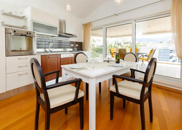 Apartment Oliva Allegra Split