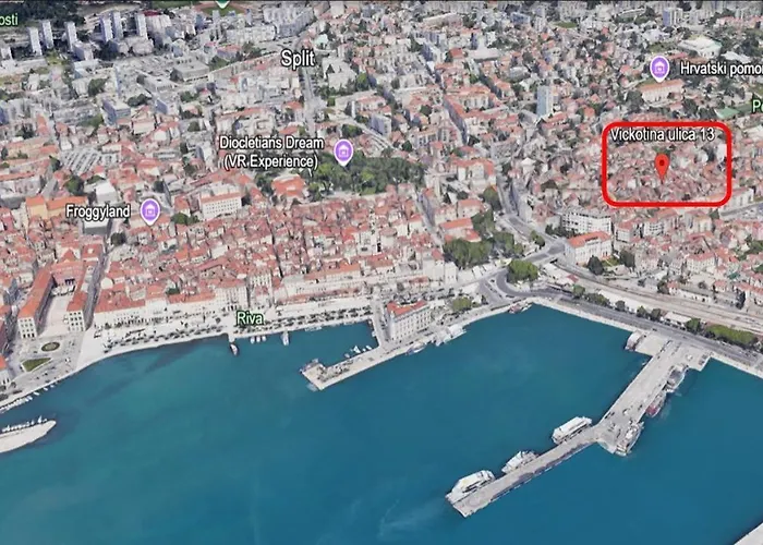 Studio Apartments Petar In Old Part Of Town Split