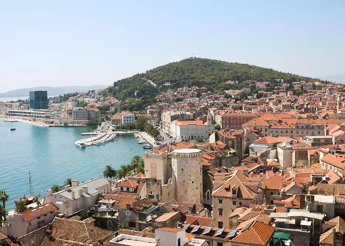 Luxury Apartment Bellux Stay For 5, Split Old Town And Bacvice Sandy Beach