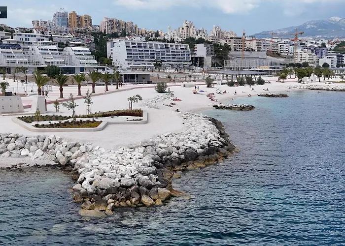 Apartment Verdi Split With Free Parking In The Garage