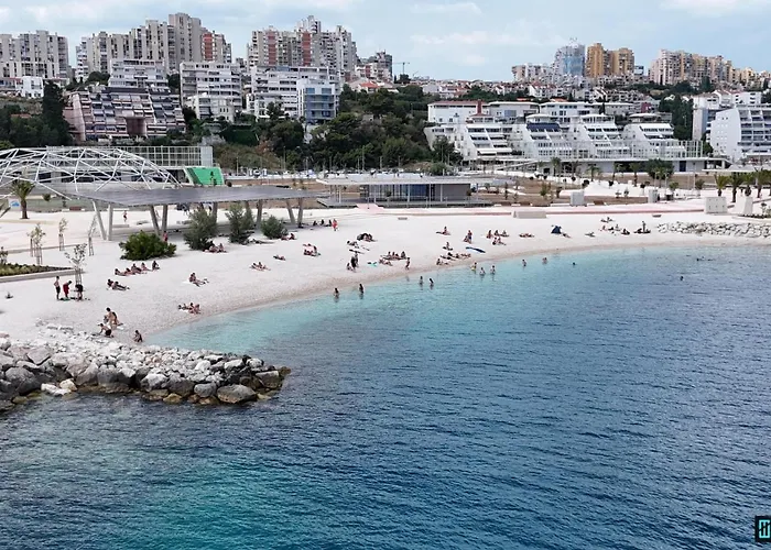 Apartment Verdi Split With Free Parking In The Garage