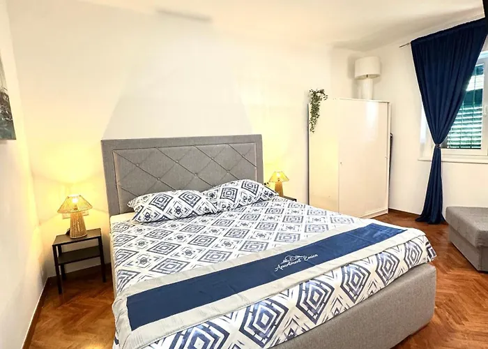 Apartment Emica Split