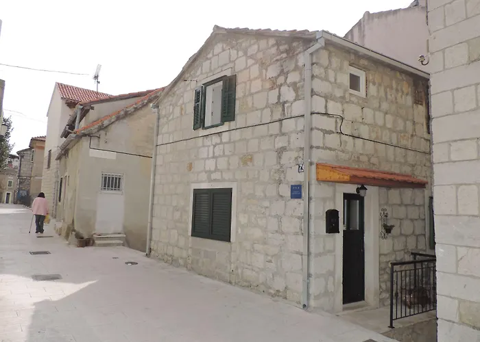 Apartments Lana Split