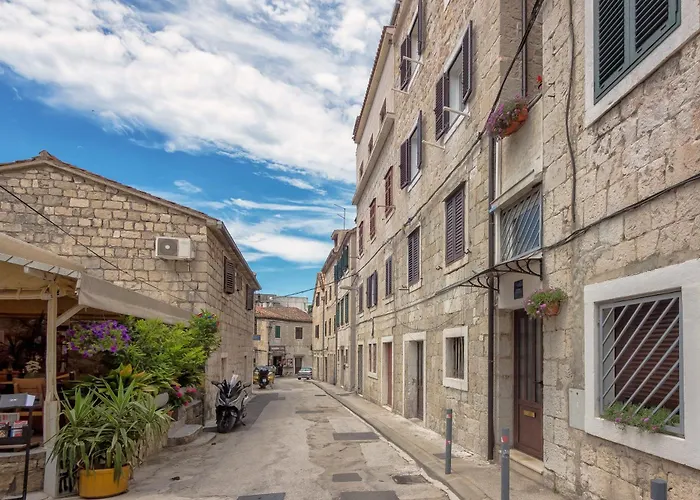 Lucio Suites Split