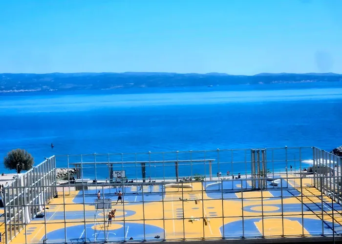 Beautiful Apartment, Beach By Foot Split