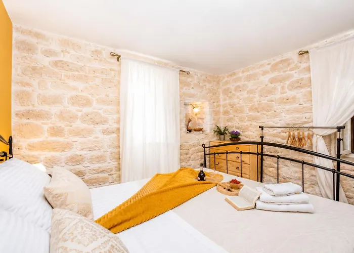Golden Dream In Diocletian Palace Split