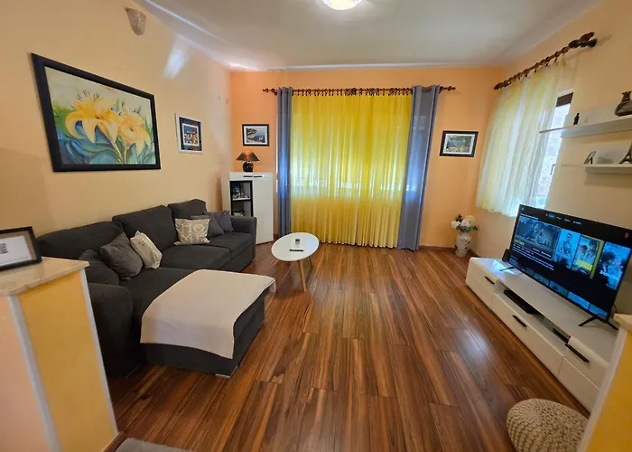 Apartment Enjoy You Split