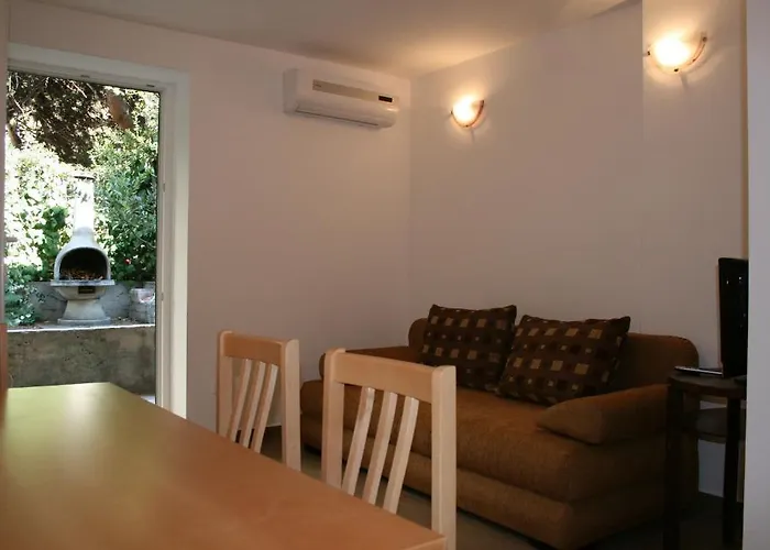 Apartments Mrduljas Split