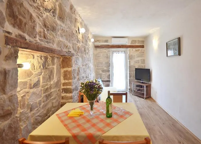 Apartments Nada Split