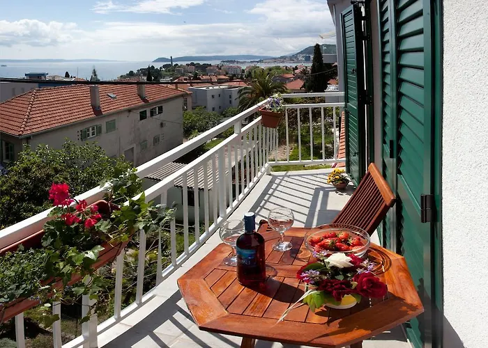 Apartment Firule Sandy Beach Split