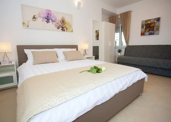 Summer Lounge Apartments Split