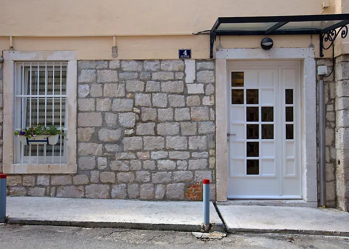 Apartment Rosulica Split