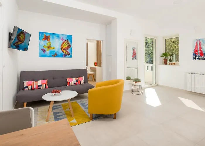 Urban Chic Luxe Apartments Near Beach Bacvice & Centre Split