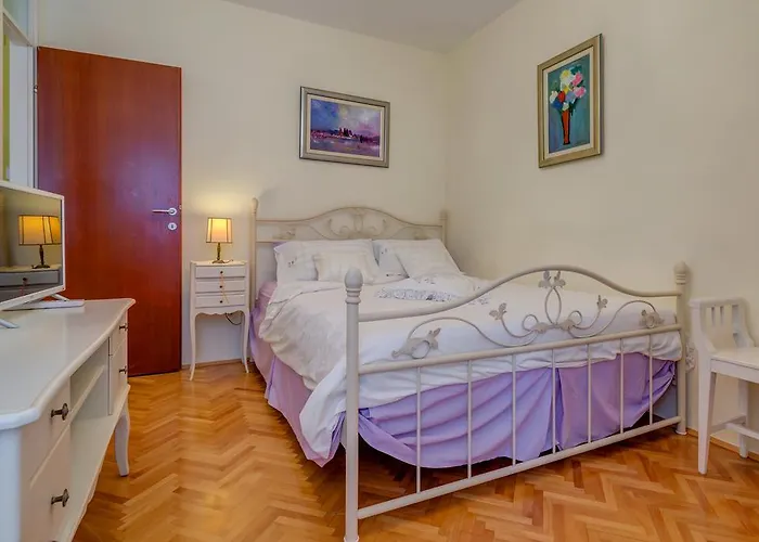 Apartments Zoran Split