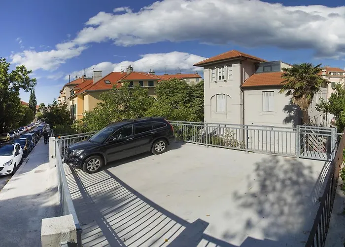 Apartment Splendido Split