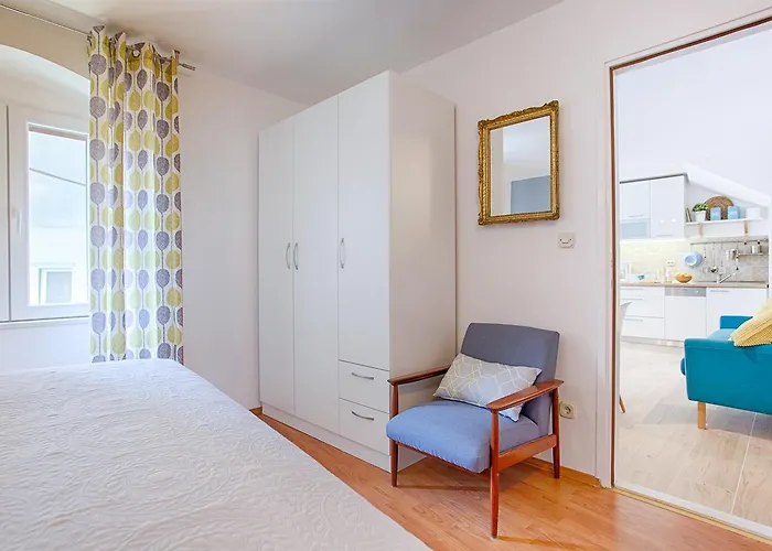 Apartment Karmen Split