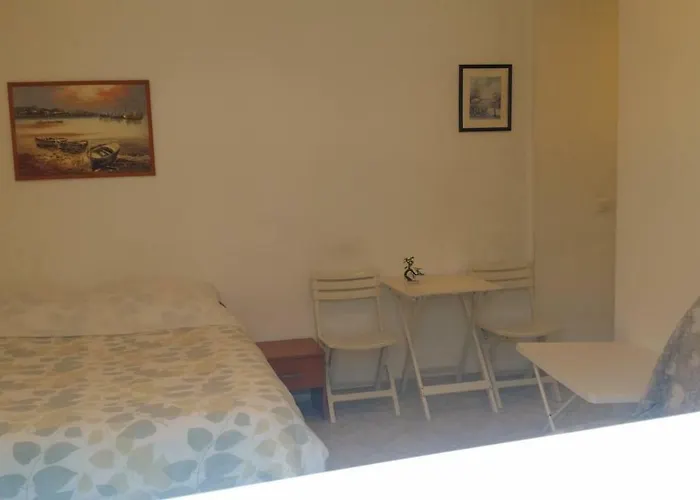 Diocletian Apartments & Rooms Split