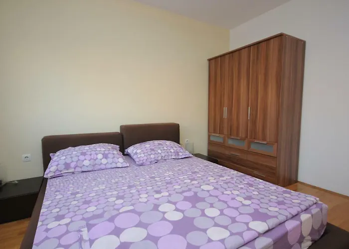 Apartment Karlo Near The Most Beautiful Beach Znjan Split