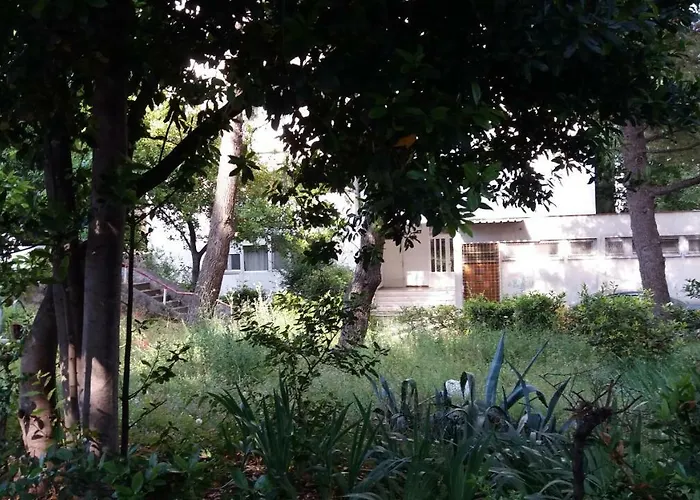 Apartments Lovor Split